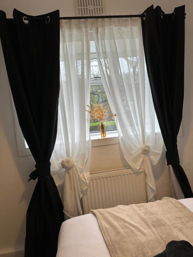 Lovely 2Bedroom 4Mins From Wimbledon Station London Exterior foto