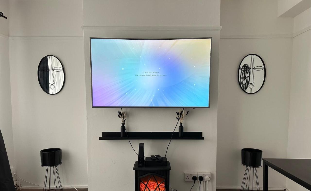 Lovely 2Bedroom 4Mins From Wimbledon Station London Exterior foto