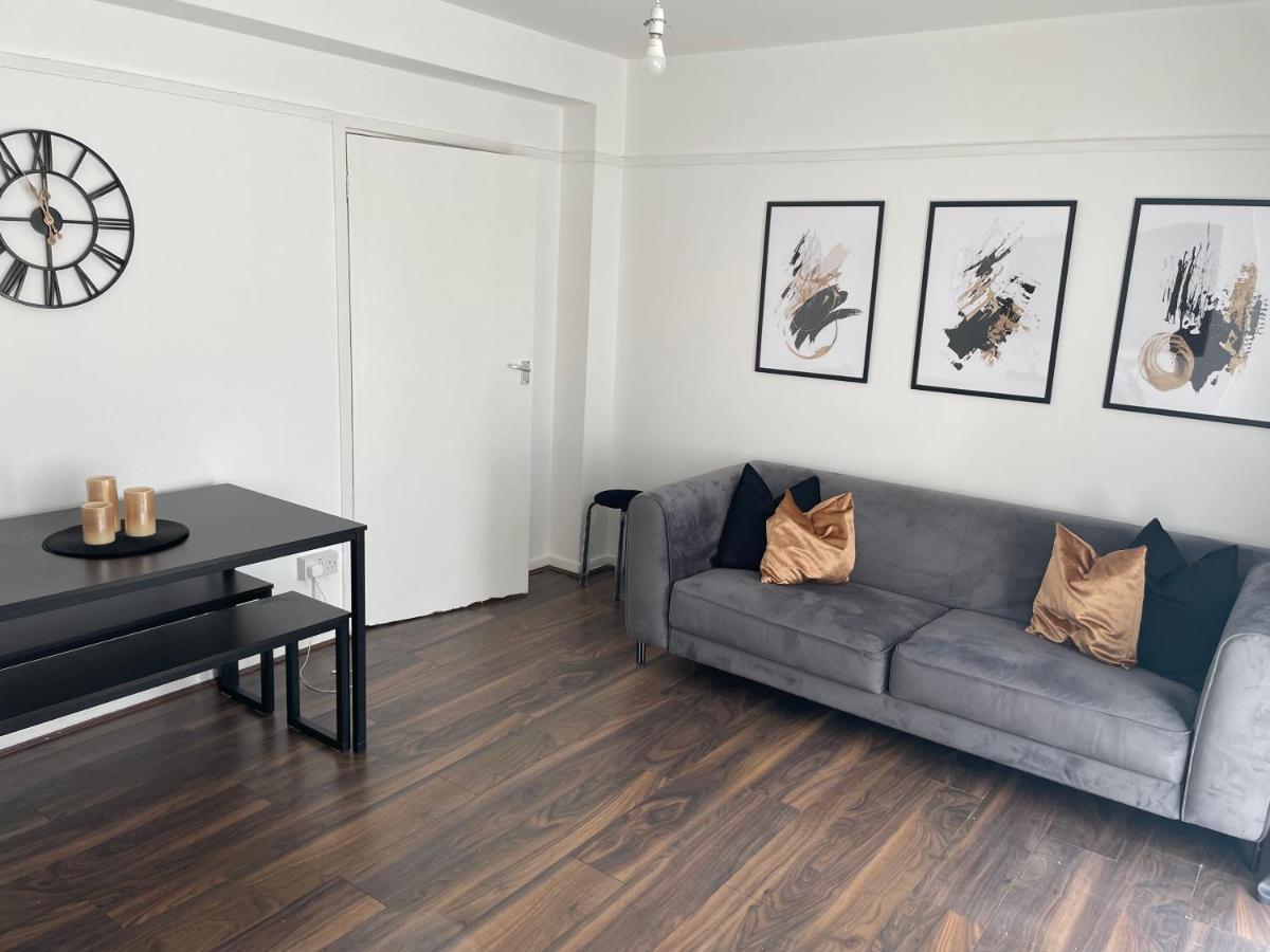 Lovely 2Bedroom 4Mins From Wimbledon Station London Exterior foto
