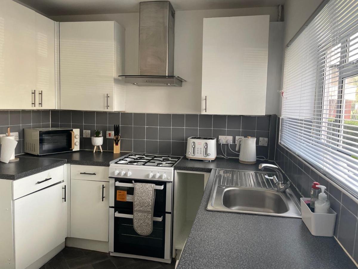 Lovely 2Bedroom 4Mins From Wimbledon Station London Exterior foto